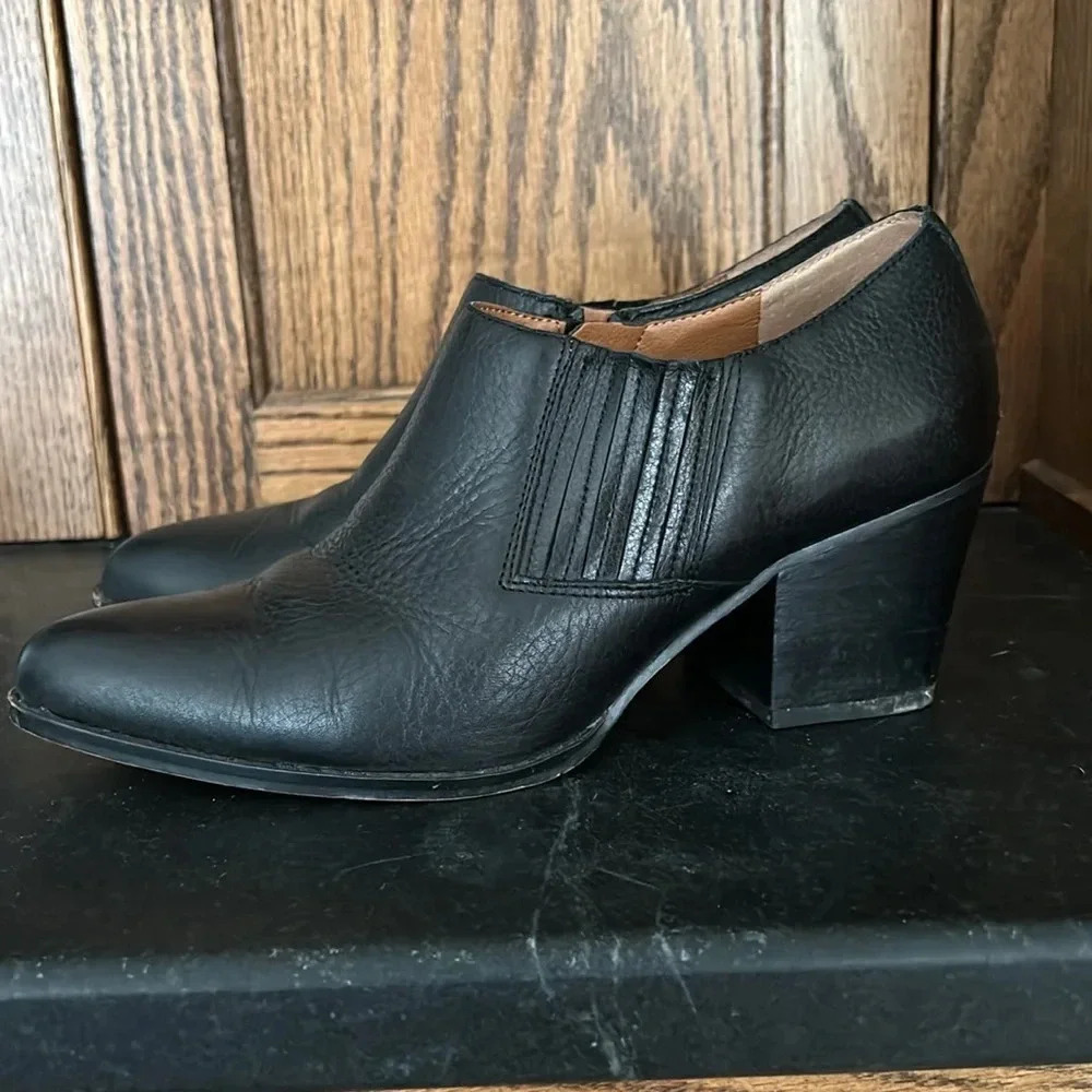 Franco Sarto | Camella Black Leather Ankle Bootie Heeled Boots women’s size 8 - Picture 4 of 9